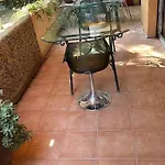 Superbe De 3p Pieces Dans Avec Piscine Et Climatisation Apartment
