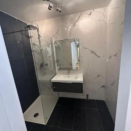 公寓 Superbe De 3p Pieces Dans Avec Piscine Et Climatisation *